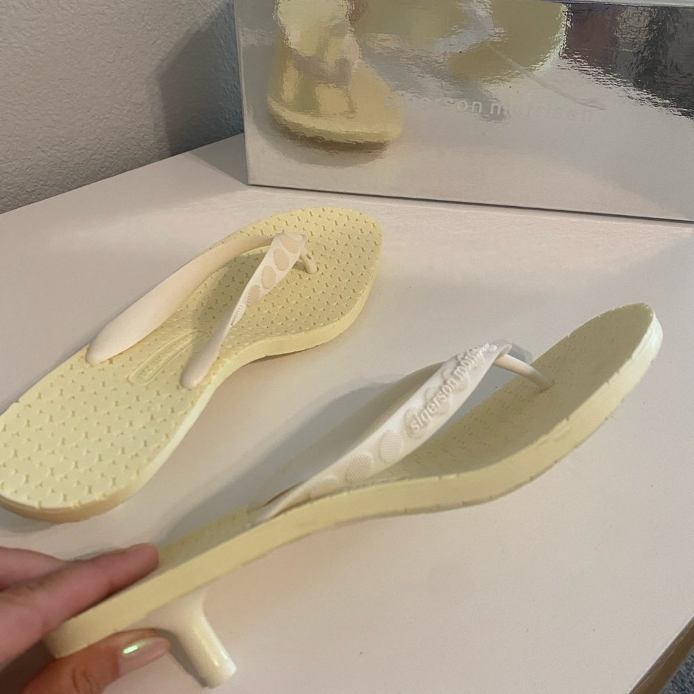 Rubber Siegerson Morrison Kitten Heel Sandals
